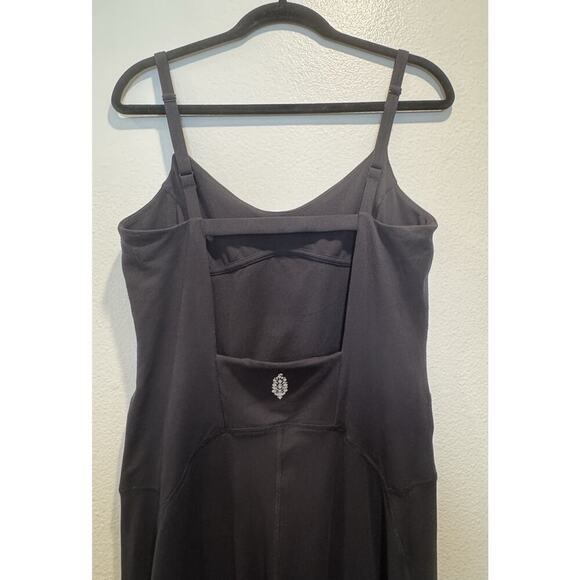 FP Movement Free People Black Jumpsuit Women’s Size Large Open Back Yoga Gym - Picture 2 of 11